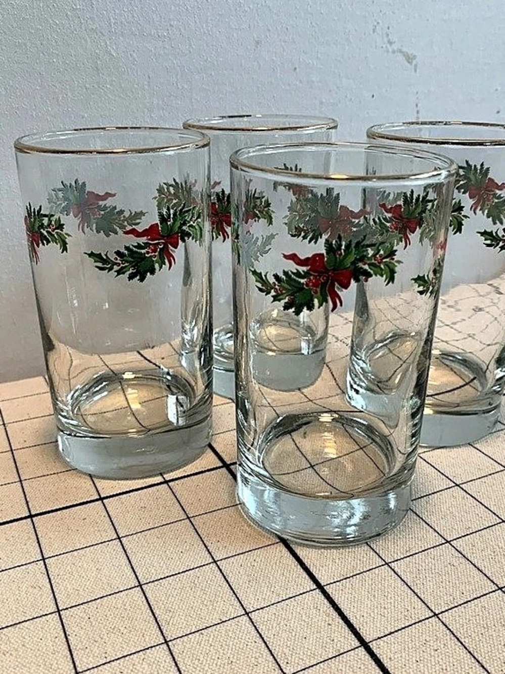 Vintage Pfaltzgraff Christmas Heritage 12oz Tumblers - Set if 4